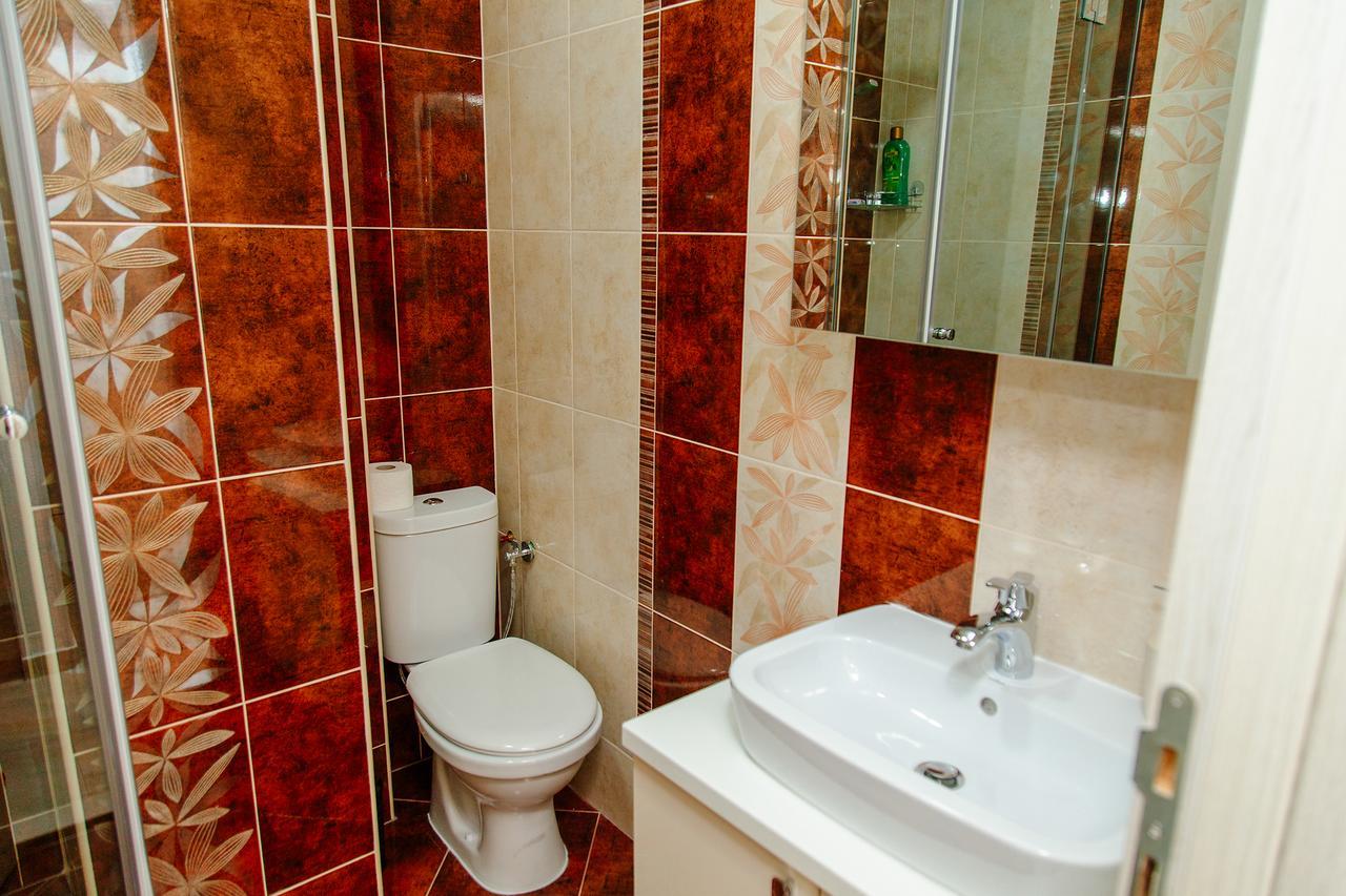 Apartmani Mozaici リサン エクステリア 写真