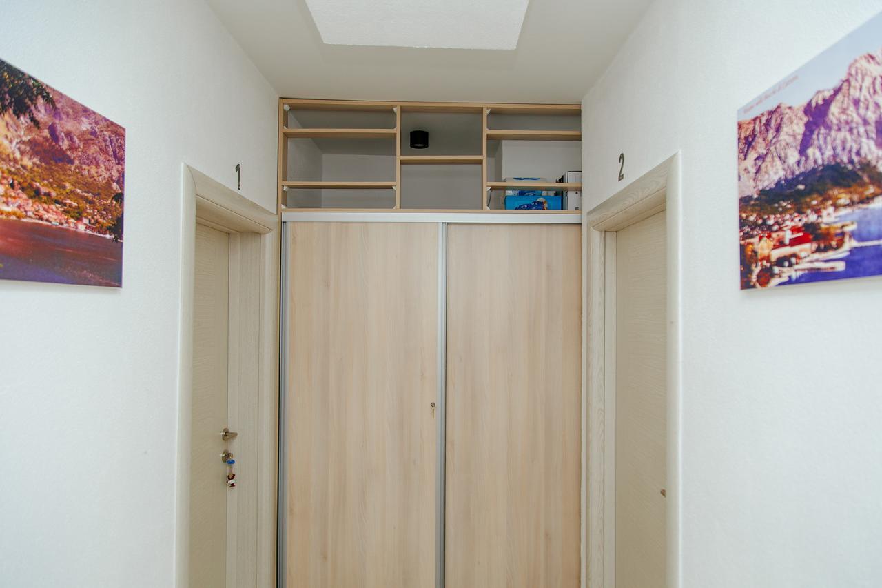 Apartmani Mozaici リサン エクステリア 写真